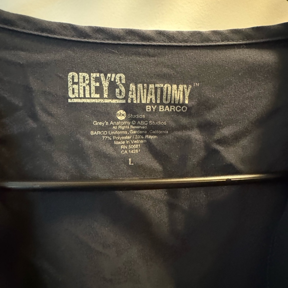 Scrub jacket - Picture 2 of 2